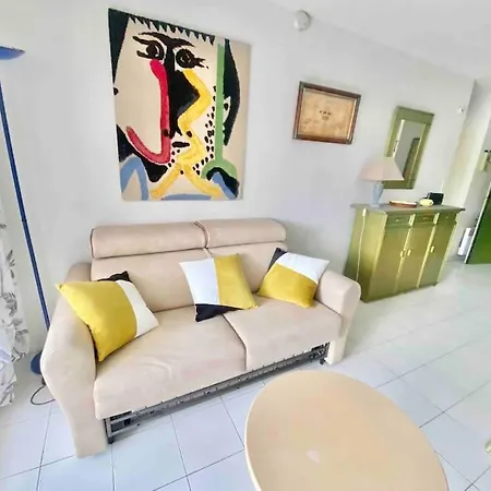 Aquarine Piscine Acces Plage Apartment